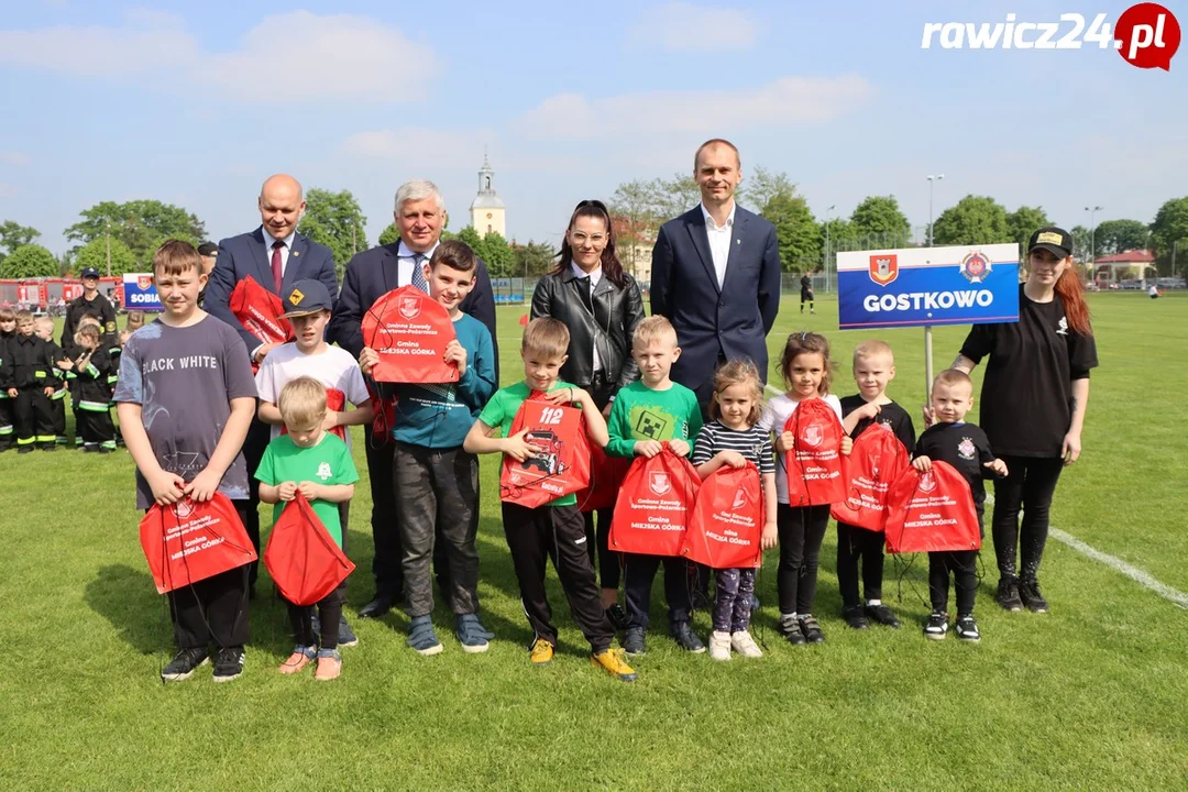 Dziecięce Drużyny Pożarnicze na zawodach w Miejskiej GórceDziecięce Drużyny Pożarnicze na zawodach w Miejskiej Górce