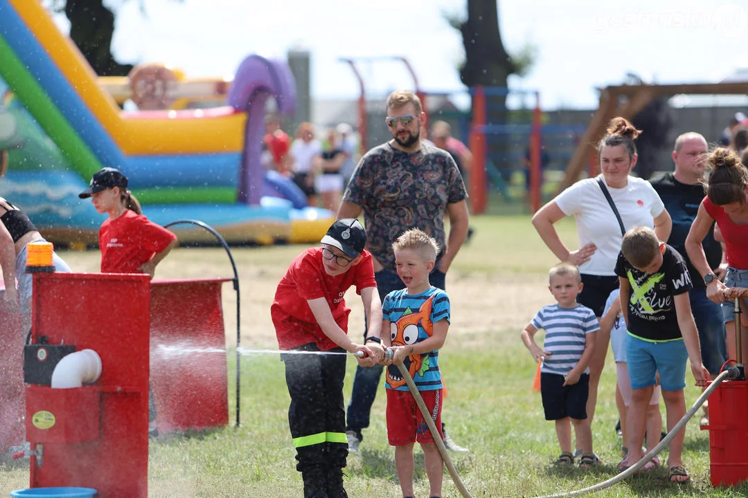 Strażacki Piknik Historyczny w Dzięczynie