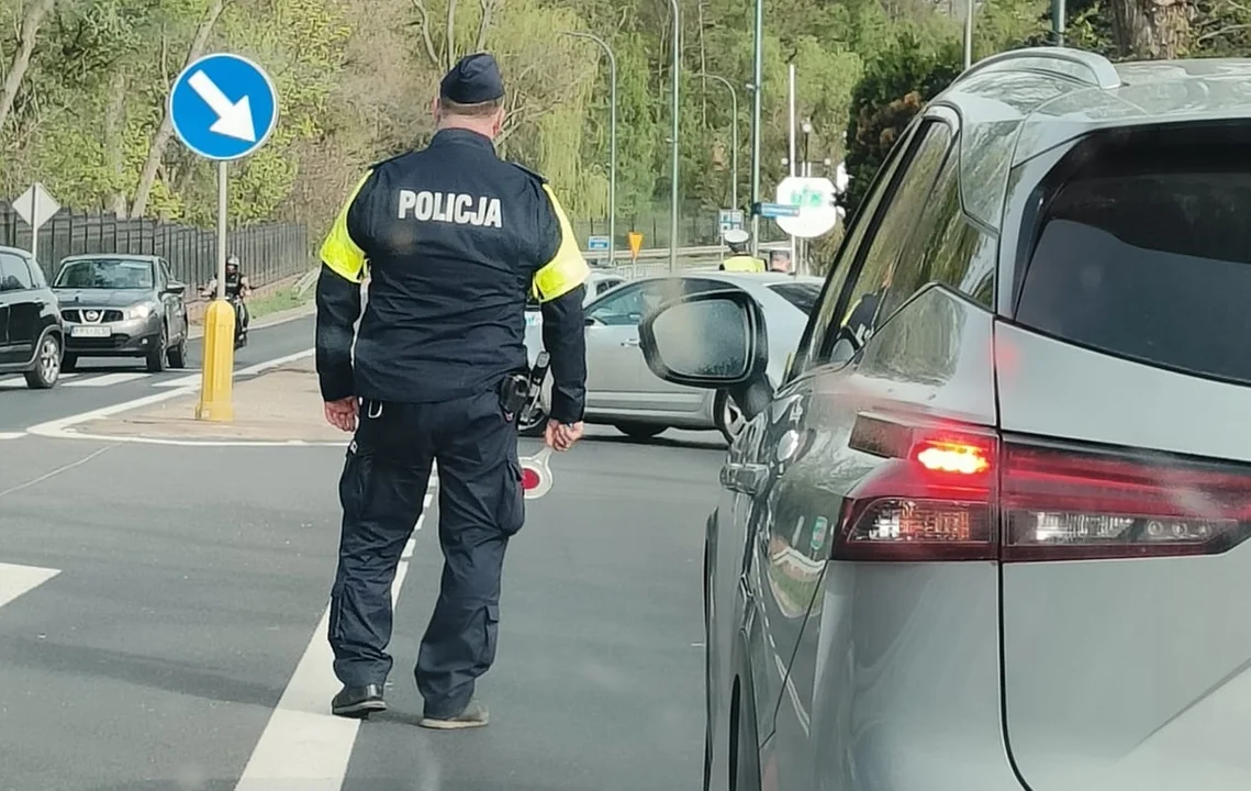 Potrącenie na pasach w Gołuchowie. Pieszy trafił do szpitala - Zdjęcie główne