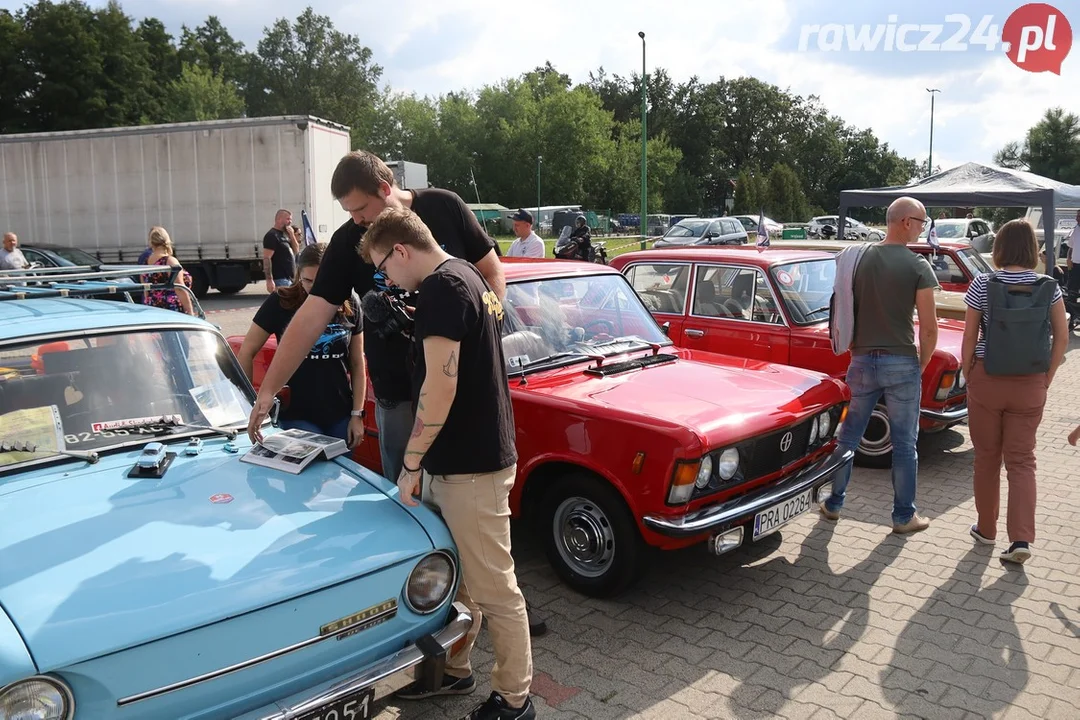 Wystawa Pojazdów Zabytkowych Dębno