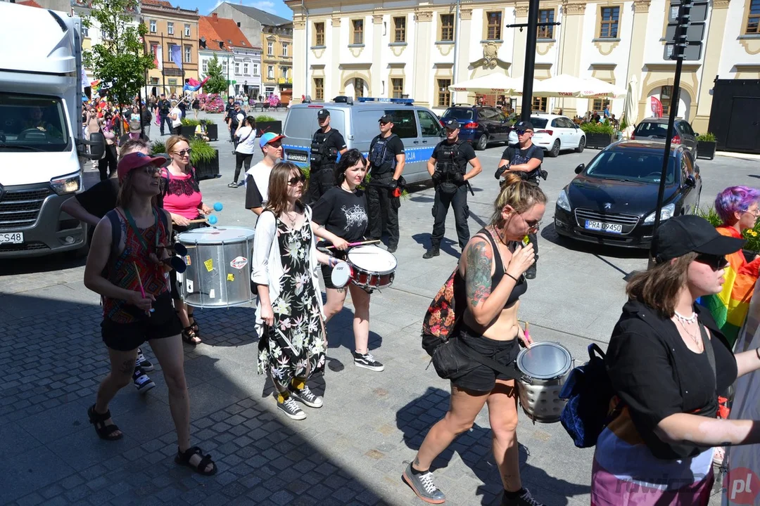 Marsz Równości i kontrmanifestacje w Rawiczu