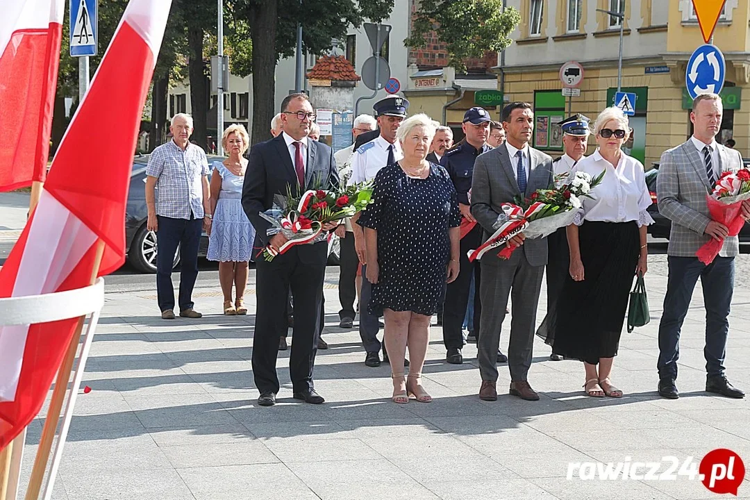 Godzina "W". 78. Rocznica Wybuchu Powstania Warszawskiego. Obchody w Rawiczu