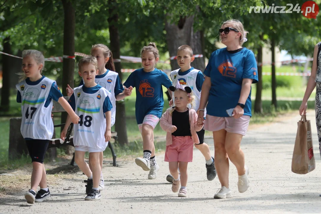 Sztafety szkolne w ramach 24h Rawickiego Festiwalu Sportu