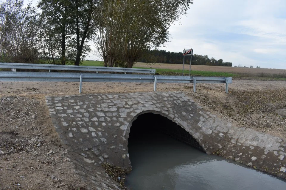 Lutogniew. Przebudowali przepust nad Żydowskim Potokiem [ZDJĘCIA] - Zdjęcie główne