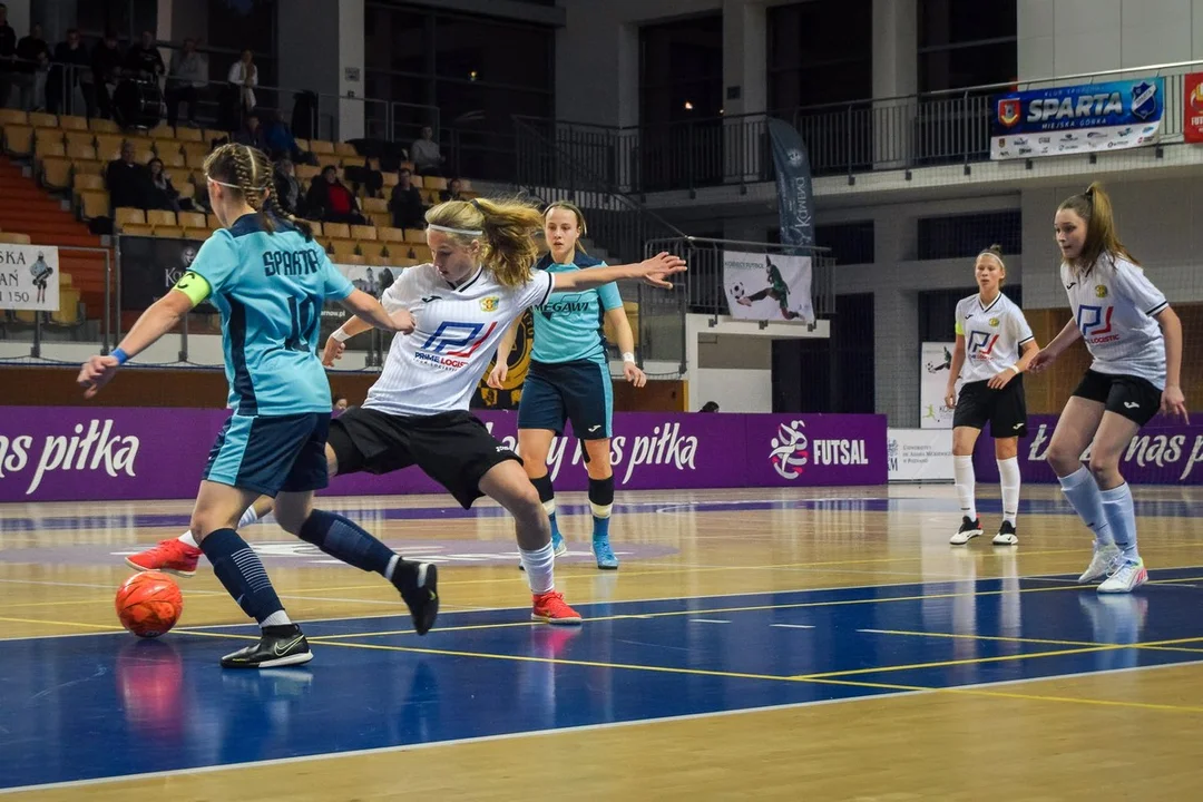 Młodzieżowe Mistrzostwa Polski w futsalu U-15 w Poznaniu. Zwycięstwo Sparty Miejska Górka