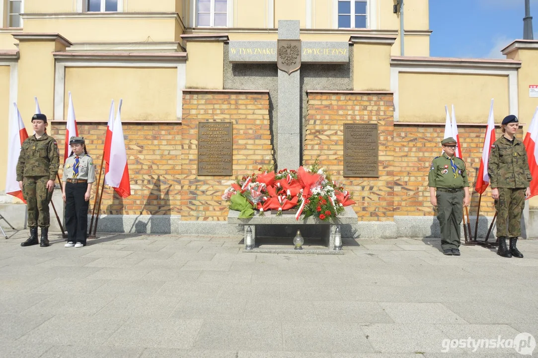 Obchody 234. rocznicy uchwalenia Konstytucji 3 Maja i festyn PRL w Krobi