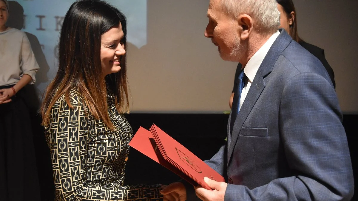 Dzień Pracownika Socjalnego 2024 w powiecie gostyńskim. "Wydatki na pomoc społeczną to coraz częściej nie koszt, a inwestycja" - Zdjęcie główne