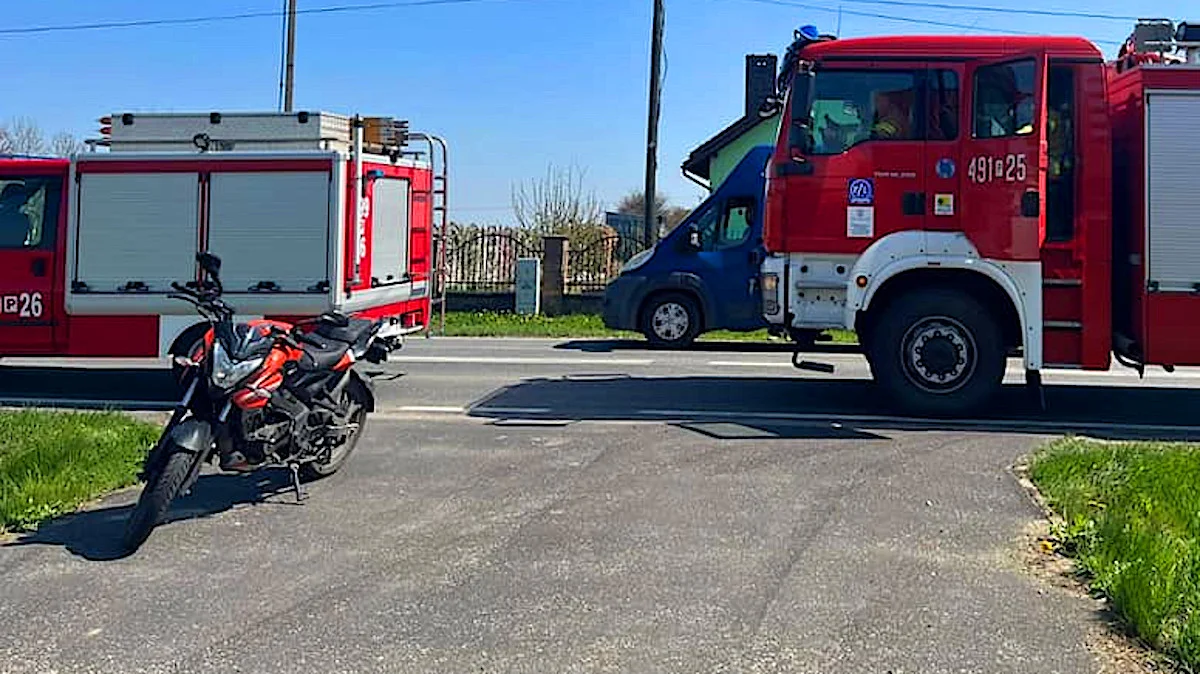 zderzenie samochodu osobowego z motocyklem