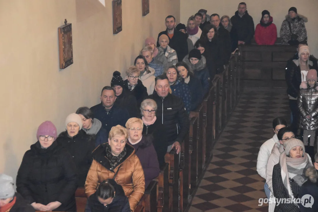 Otwarcie Kaplicy Wieczystej Adoracji we farze Gostyniu. Biskup Zdzisław Fortuniak w Gostyniu