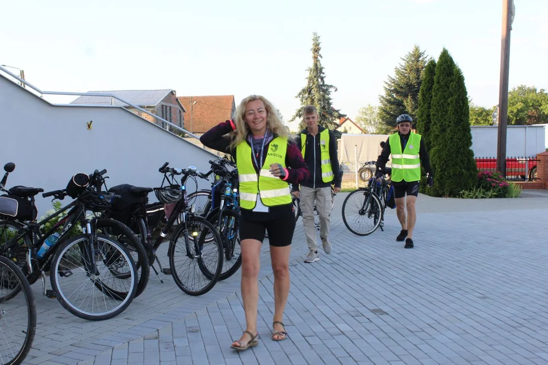 60 osób pielgrzymuje z Jarocina na Jasną Górę rowerami