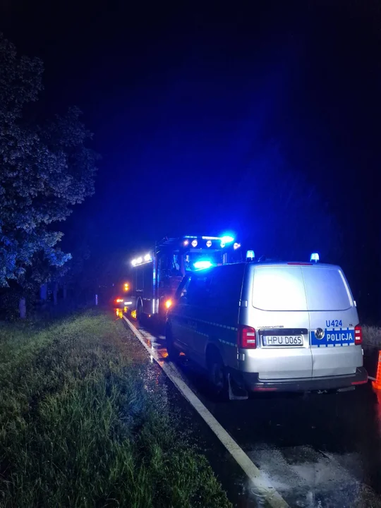Dachowanie BMW na DW434 na trasie Krobia - Żychlewo