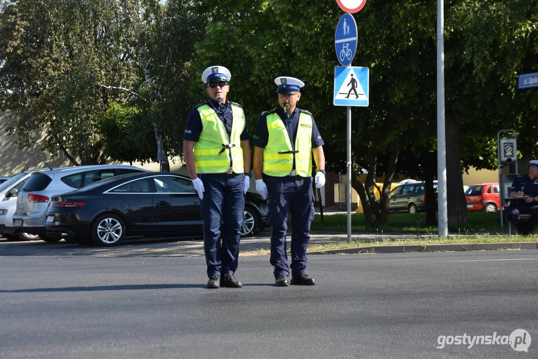 34. Konkurs "Policjant ruchu drogowego 2024” w Gostyniu. Dzień drugi - ręczna regulacja ruchem