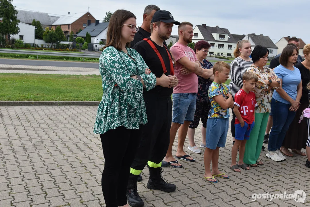 Spotkanie edukacyjno-prezentacyjne w remizie OSP Kromolice - jak używać defibrylatora?