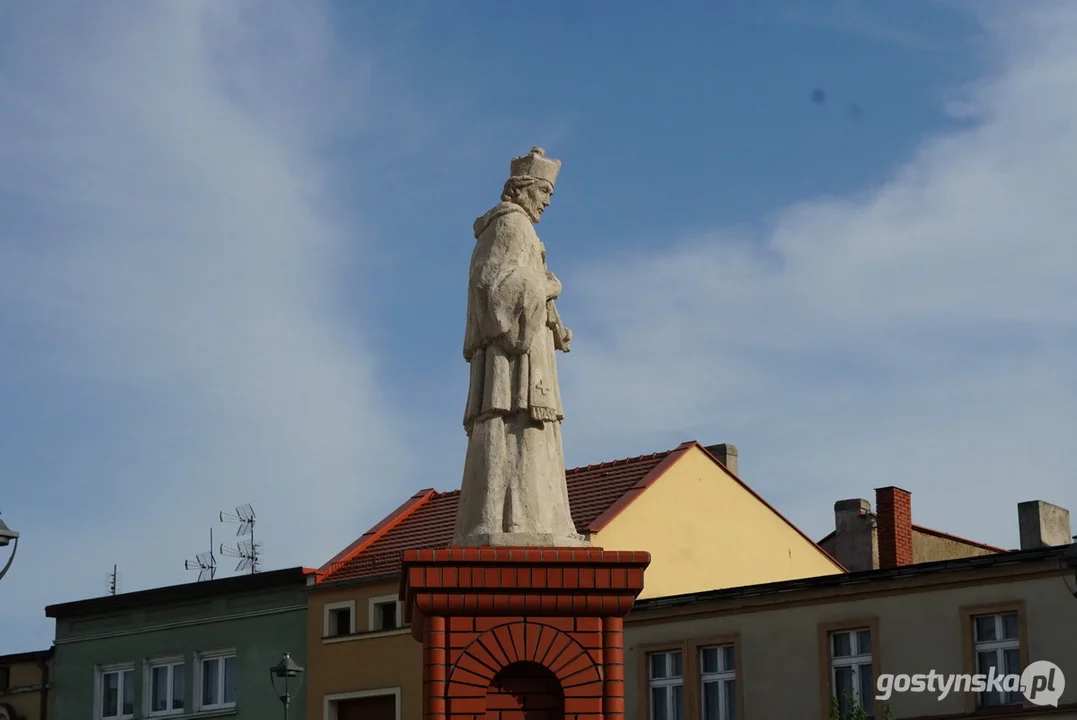 Poświęcenie figury Św. Jana Nepomucena w Krobi