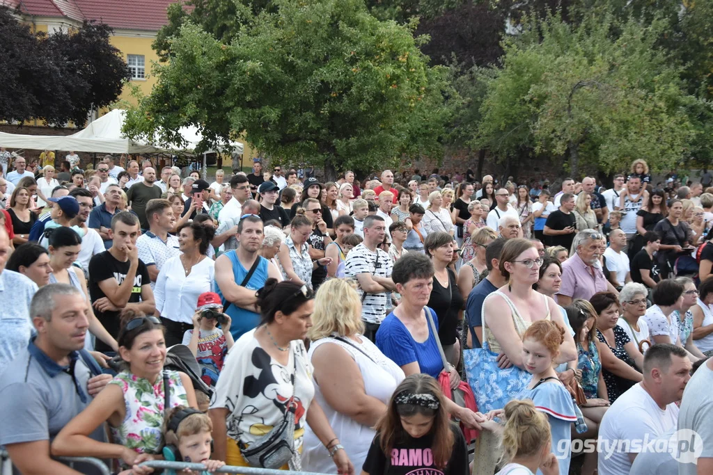 De Mono i Czerwone Gitary na Świętej Górze. Dożynki Powiatowe 2022