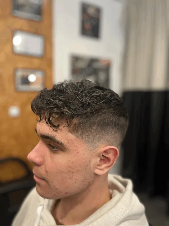SZTOS BARBER SHOP