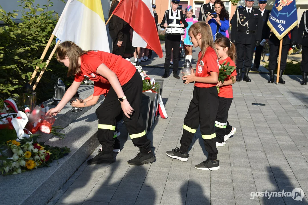 XXI Pielgrzymka Służb Mundurowych do sanktuarium maryjnego na Zdzieżu w Borku  Wlkp.