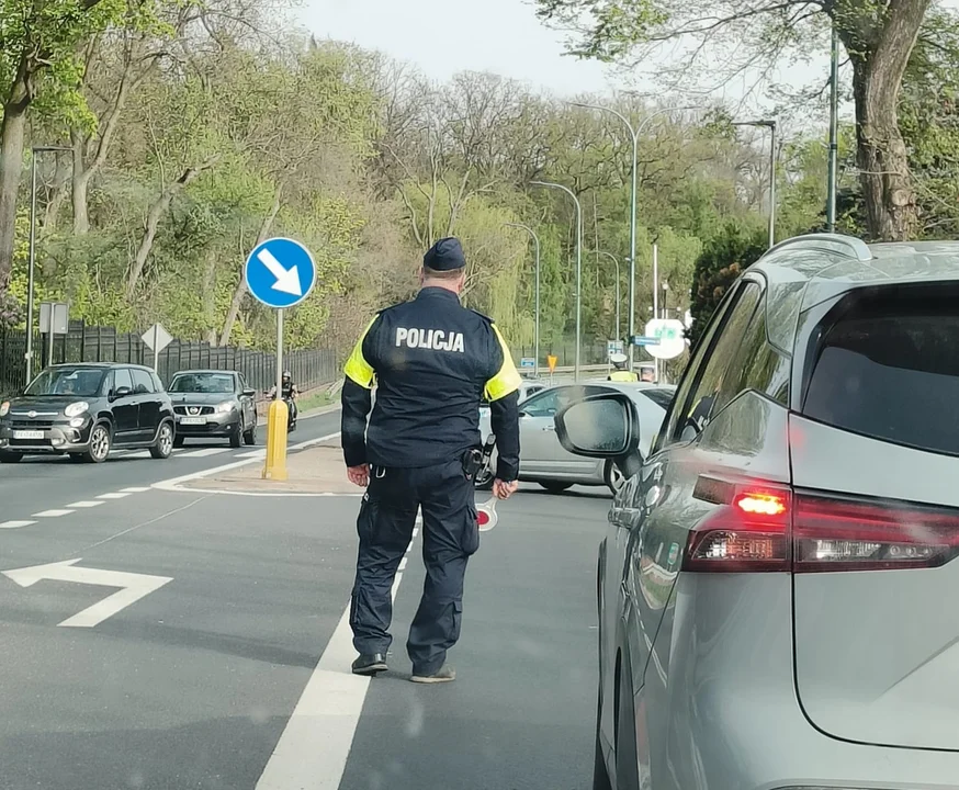 Potrącenie na pasach w Gołuchowie