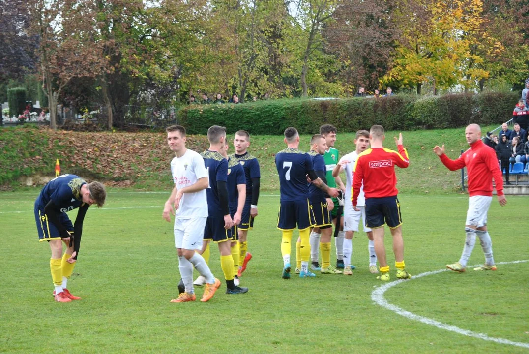 GKS Jaraczewo - Jarota II Witaszyce 2:7 - finał strefowego Pucharu Polski