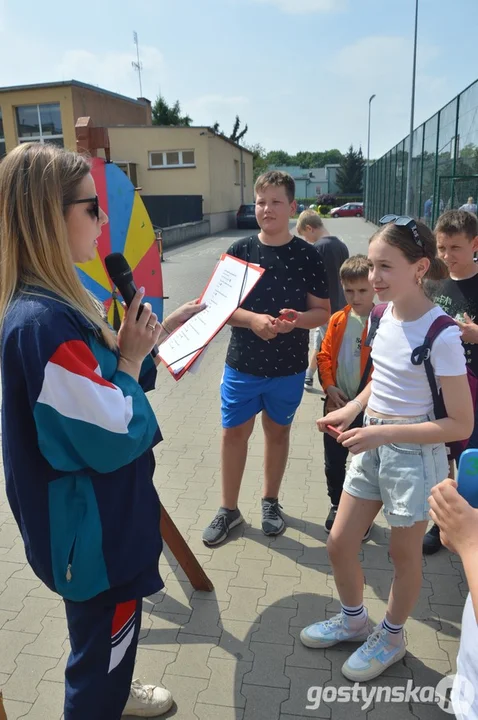 Obchody 234. rocznicy uchwalenia Konstytucji 3 Maja i festyn PRL w Krobi