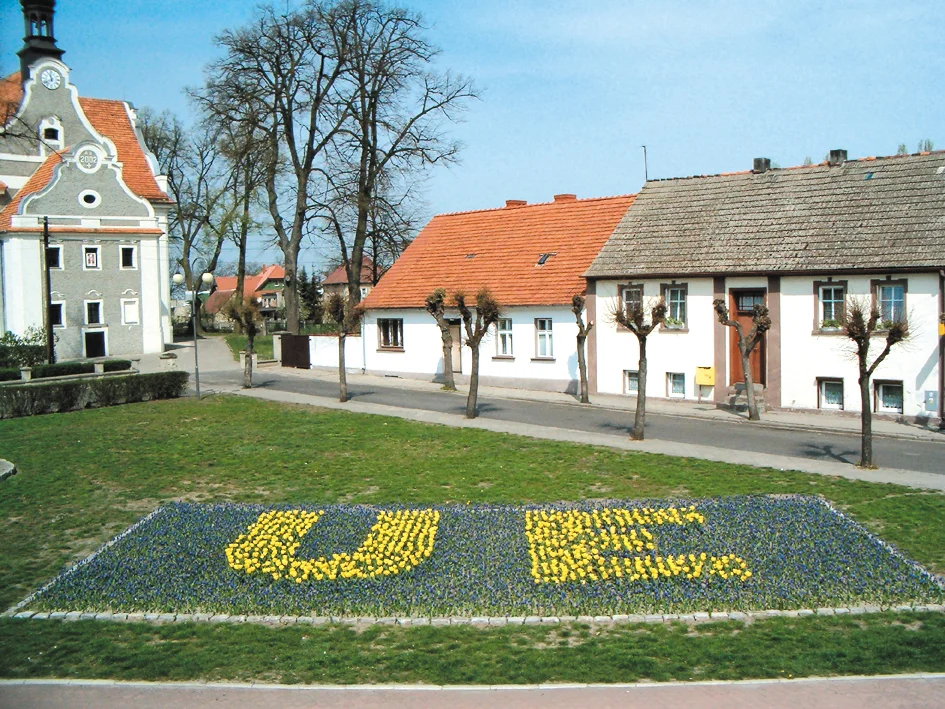 1 maja 2004 roku jedni świętowali wstąpienie Polski do UE, inni protestowali