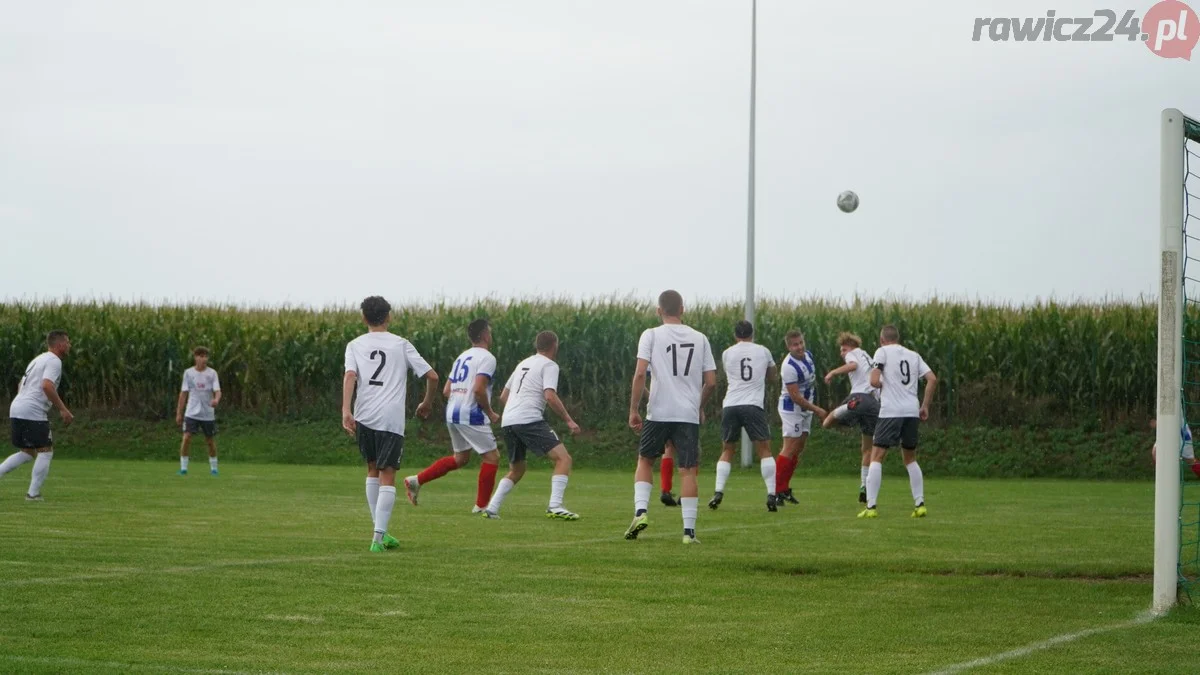 LZS Chojno-Sarnowa - Juna-Trans Stare Oborzyska 2:6