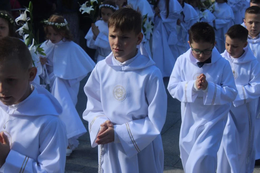 Pierwsza Komunia Święta w parafii św. Antoniego Padewskiego w Jarocinie