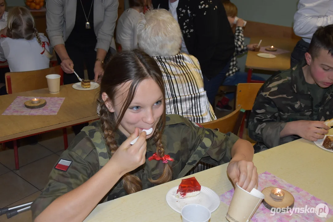 Wieczornica ze Świtezianką - patriotycznie w Szkole Podstawowej w Goli