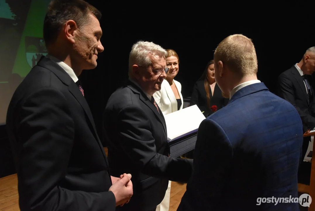 Pożegnanie absolwentów i maturzystów Zespołu Szkół Ogólnokształcących i Zawodowych w Krobi