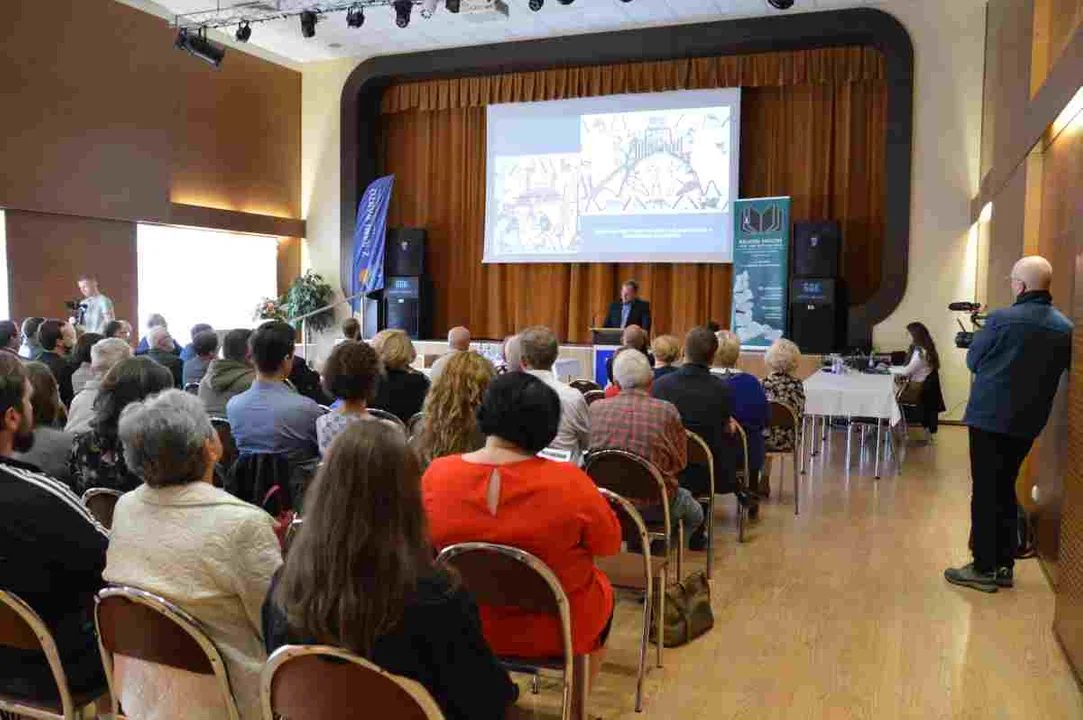 Konferencja naukowa w Nowym Mieście