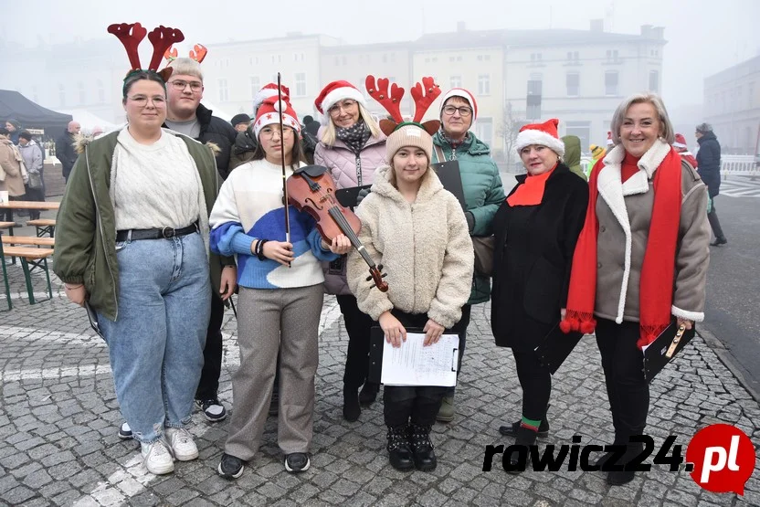 Prawdziwa świąteczna atmosfera na jarmarku w Bojanowie (ZDJĘCIA) - Zdjęcie główne