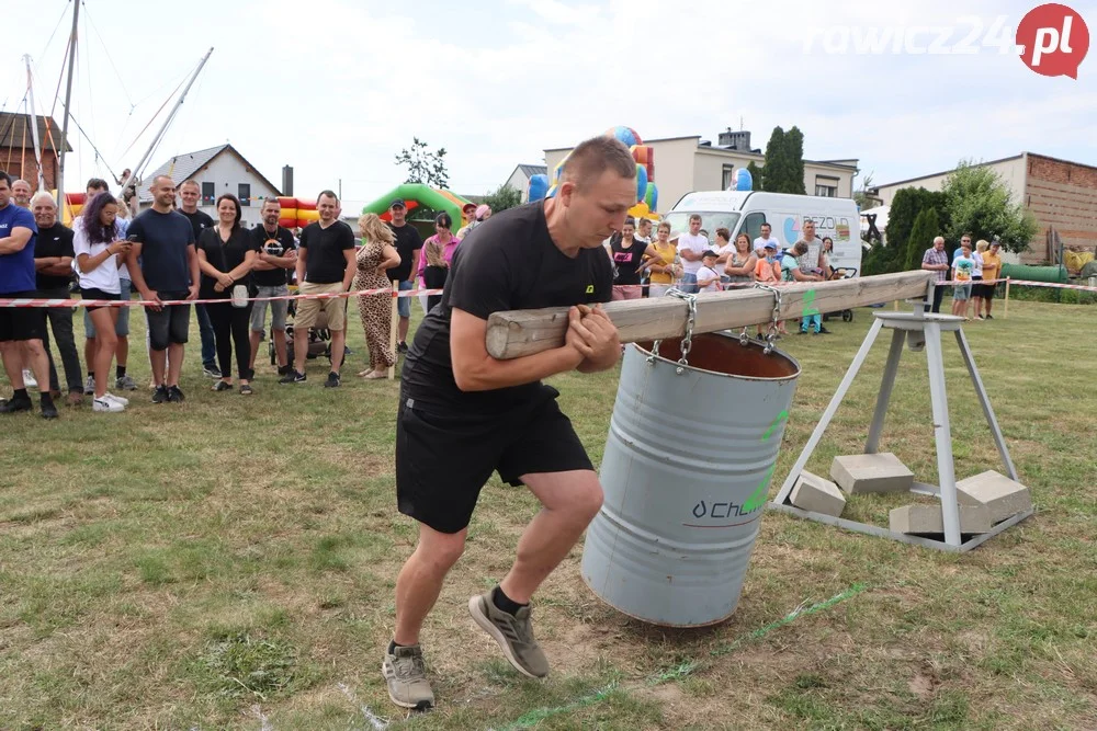 Charytatywny piknik sportowy w Szkaradowie