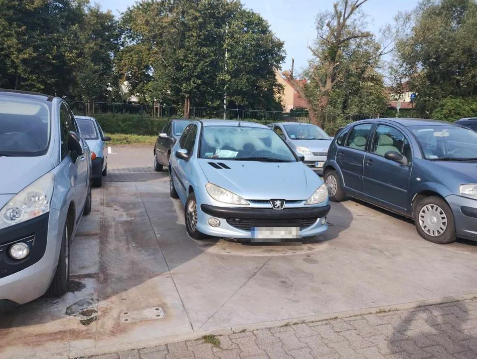 Parking przy ulicy św. Ducha w Jarocinie