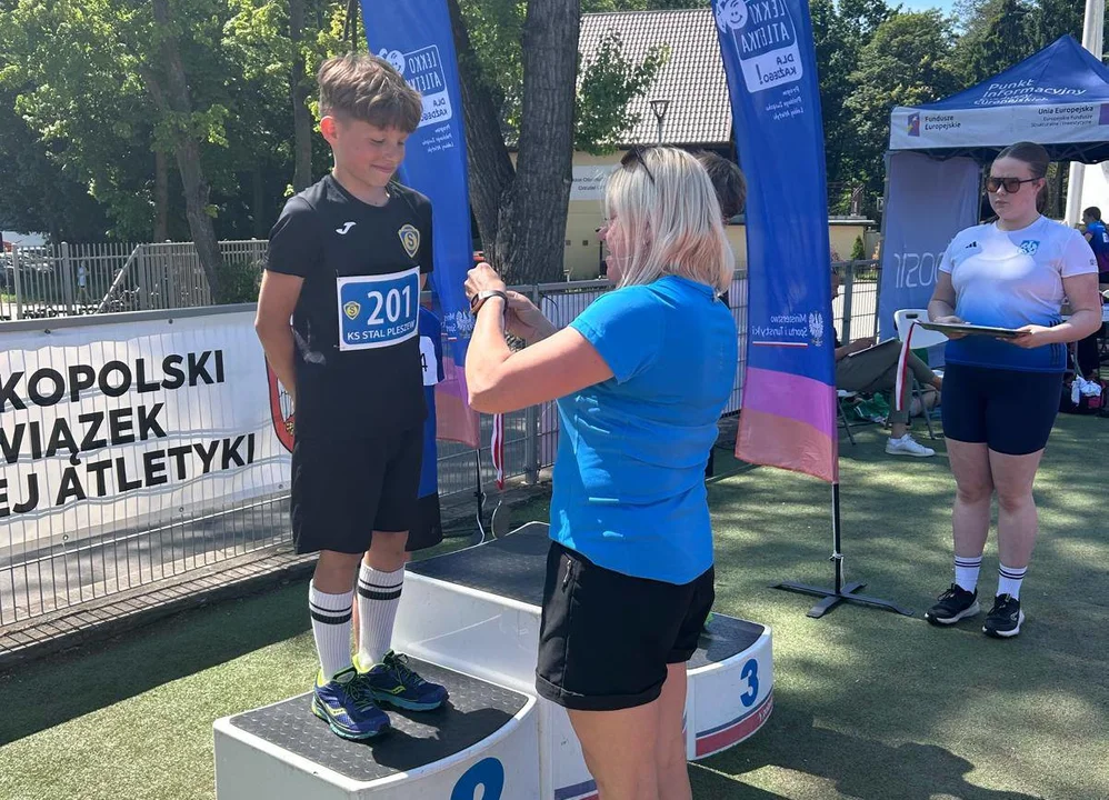 Sześć medali i grad rekordów życiowych podczas lekkoatletycznych mistrzostw Wielkopolski U12, U14 i U16