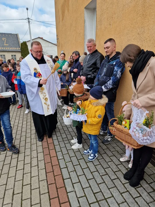 Święcenie potraw w Lutogniewie, Dzierżanowie, Bożacinie i Wróżewach