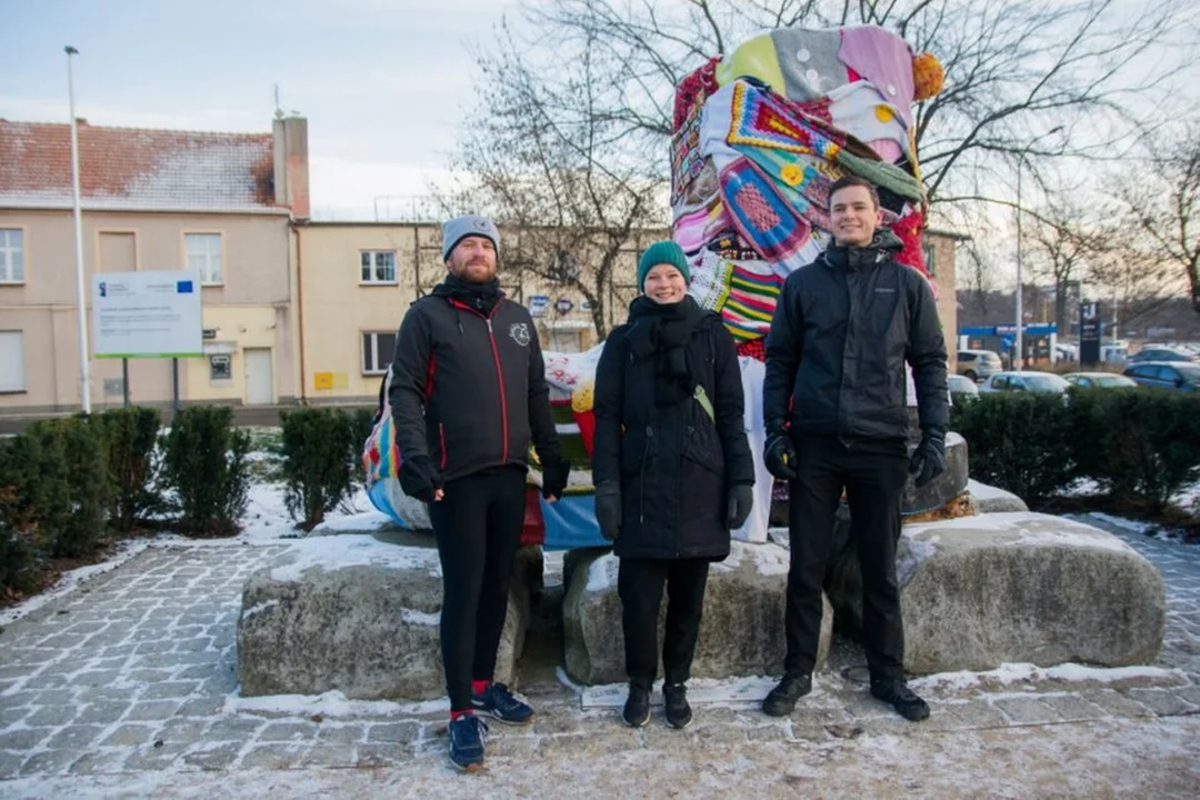 Julie Erch Petersen i Andreas Markussen objechali świat na rowerach. Przybyli także do Jarocina