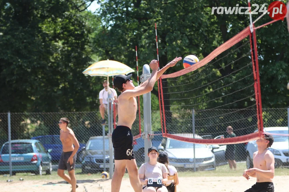 Turniej Siatkówki Plażowej o Puchar Burmistrza Jutrosina