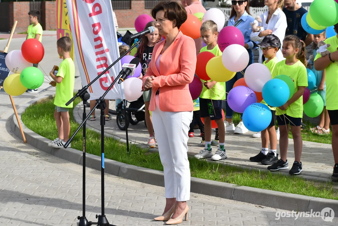 Oddanie do użytku ulic Wiejskiej, Rolniczej i Ogrodowej w Pępowie oraz kanalizacji sanitarnej i drogi w Babkowicach