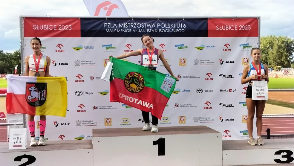 Klaudia Piotrowska wicemistrzynią Polski U16 w biegu na 600 m - Zdjęcie główne