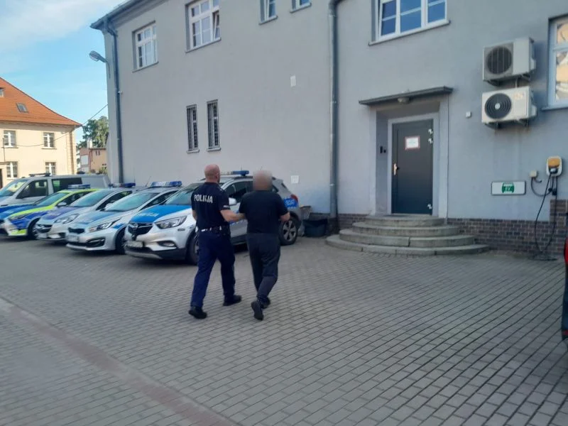 Chciał uniknąć 20 punktów karnych. Próbował przekupić policjanta drogówki