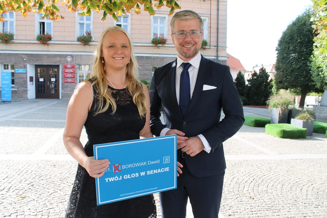 Dawid Borowiak w Pleszewie. - Chcę być ambasadorem lokalnych spraw - mówi niezależny kandydat na senatora - Zdjęcie główne