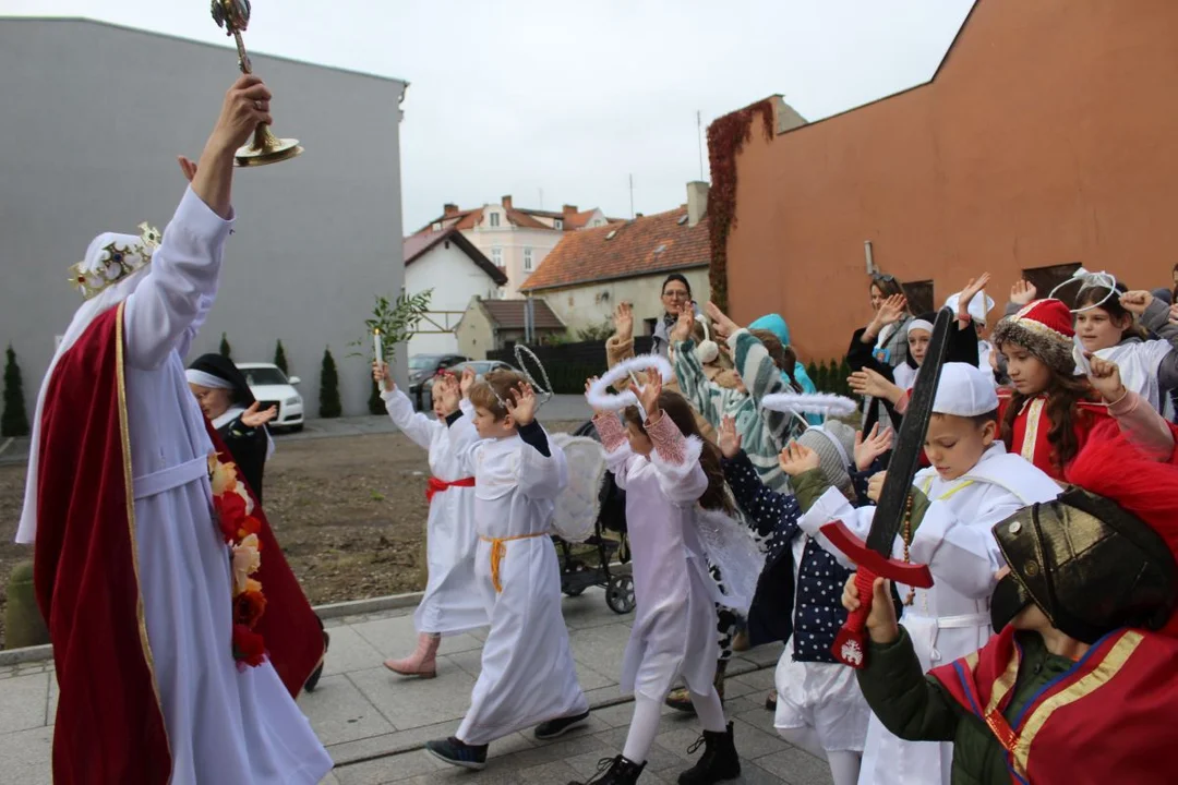 Marsz Wszystkich Świętych w parafii św. Marcina w Jarocinie