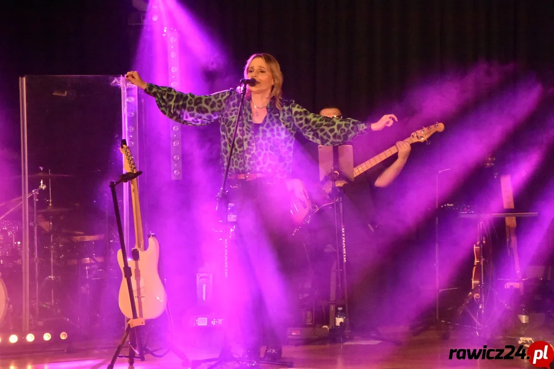 "Smak słów" w Bojanowie. Muzyczny Dzień Kobiet z zespołem Goya