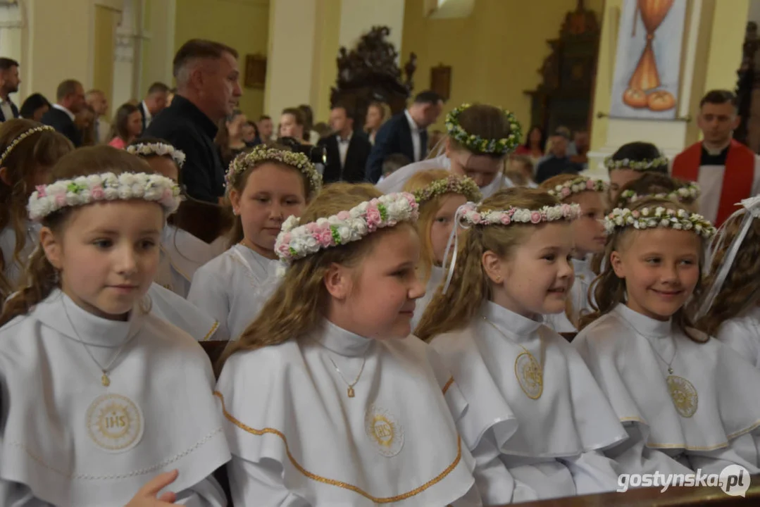 Uroczystość Pierwszej Komunii Świętej w parafii farnej w Gostyniu