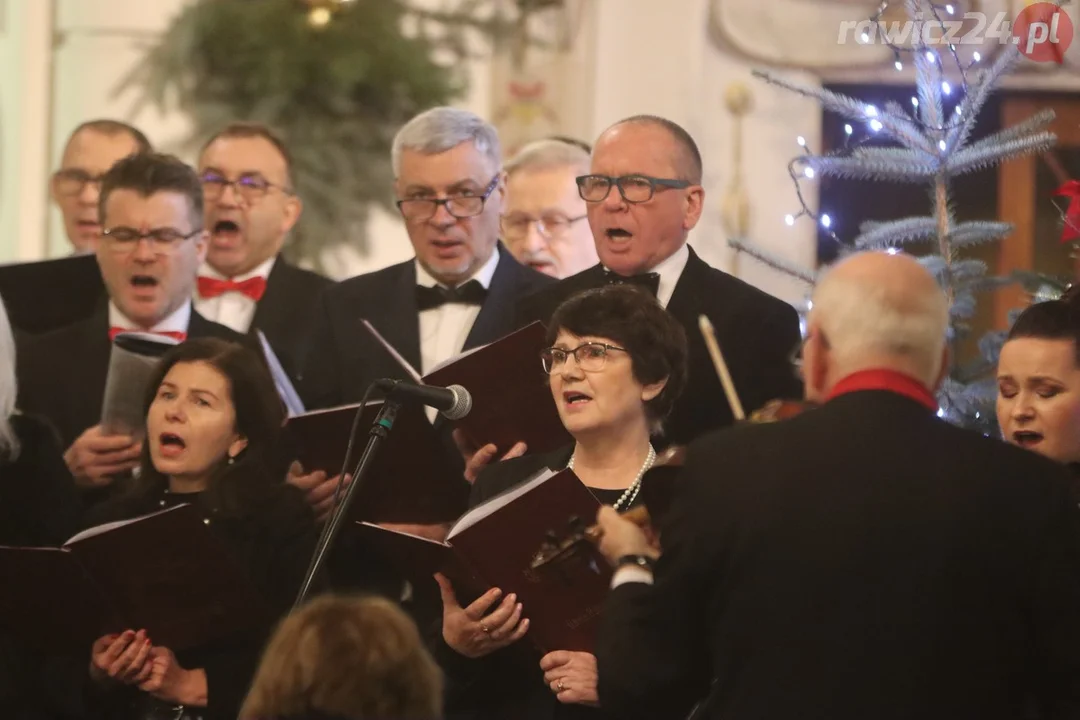 Rawicz. Zagrali i zaśpiewali kolędy i pastorałki dla Tosi