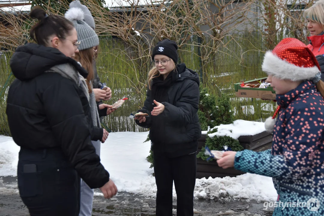 Mikołajkowy Charytatywny Marsz Nordic Walking „Idziemy dla Julki”