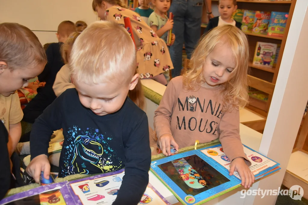 "Mała książka - wielki człowiek". Podsumowanie ogólnopolskiej kampanii w bibliotece w Gostyniu