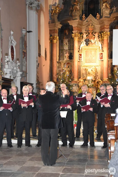 Chór Słowiki 60 - koncert kolęd w kościele na Zdzieżu w Borku Wlkp.