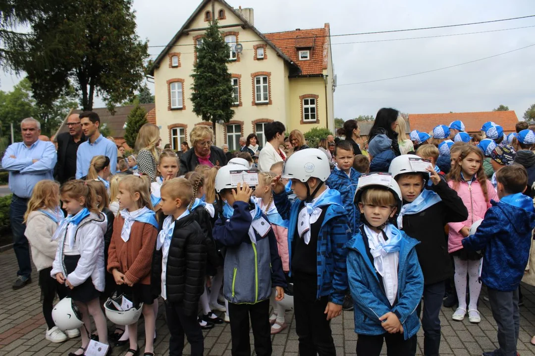 Szkoła w Witaszycach ma nietypowego patrona - Światowy Dzień Roweru