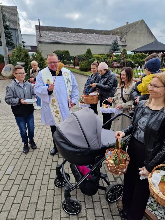 Święcenie potraw w Lutogniewie, Dzierżanowie, Bożacinie i Wróżewach